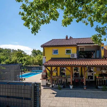 Radmila-2 By Interhome Šilo