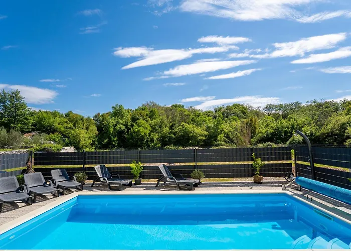 Radmila-2 By Interhome Šilo